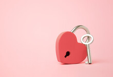 Composition Valentines Day Background With Red Heart Shaped Padlock On Pastel  Background . Minimal Concept Of Valentine's Day Or Love. Creative Art, Minimal Aesthetics.