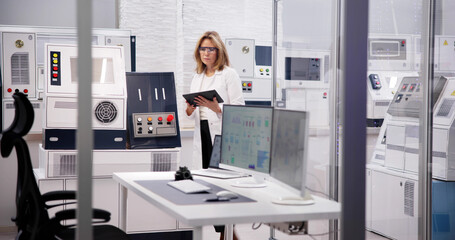 Aufkleber - Engineer Using Medical Tablet in the Industry Factory