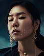 Portret pięknej azjatyckiej kobiety z kroplami na twarzy, ekskluzywna biżuteria - Portrait of a beautiful Asian woman with drops on her face, exclusive jewelry - AI Generated