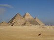ギザの三大ピラミッドと王妃たちのピラミッド　ギザ・エジプト　Three Pyramids, Giza, Egypt　