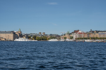 Wall Mural - Scenic summer panorama of the Old Town Gamla Stan pier architecture in Stockholm, Sweden