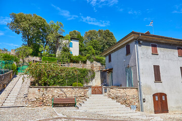 Wall Mural - Beautiful view of the castle in Monzambano, on Lake Garda. Province of Brescia, Italy.