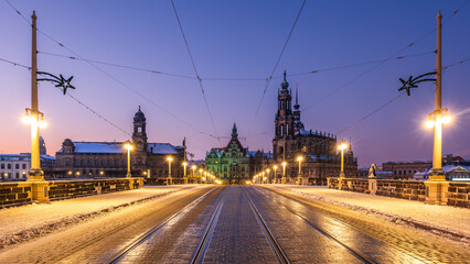 Wall Mural - The Augustus Bridge with Christmas decorations in Dresden in the dawn. 