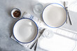© ADDICTIVE STOCK - Elegant table setting with modern dinnerware