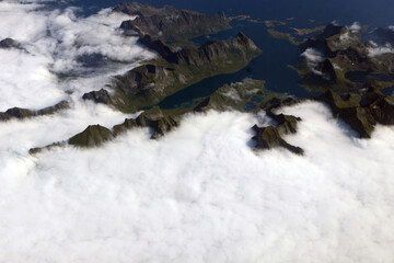 Wall Mural - au dessus des nuages 