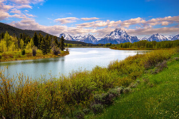 Wall Mural - Oxbow Bend of the Snake River and Mount Moran in Grand Teton National Park, Wyoming, USA.