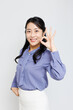 © Paylessimages - OKポーズの女性