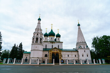 Wall Mural - Yaroslavl, Russia - August 13, 2020: Temple of Elijah the Prophet. Soviet square