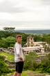 Ruiny cywilizacji majów w dżungli