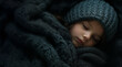 Adorable petite fille dormant avec un bonnet