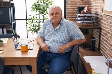 Poster - Middle age grey-haired man business worker using laptop working at office