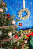Fototapeta Maki - Christmas decorations in living room