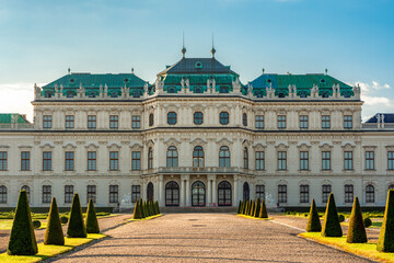 Wall Mural - Upper Belvedere palace and gardens in Vienna, Austria