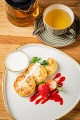 Poster - cottage cheese pancakes with strawberries