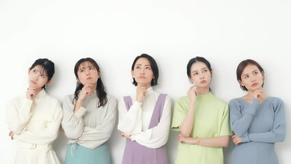 Aufkleber - 悩むミドル女性グループ