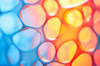 Farbenfroher, abstrakter Glashintergrund mit organischen Formen mit geringer Tiefenschärfe