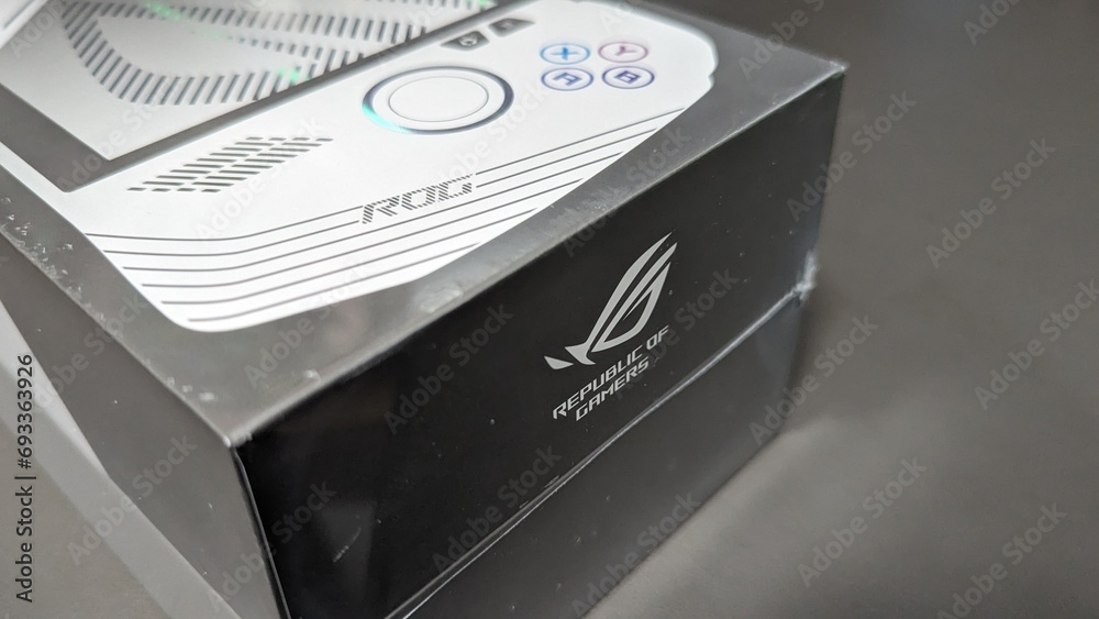 Unboxing the Future of Gaming: ASUS ROG ALLY First Impressions. Elevate ...