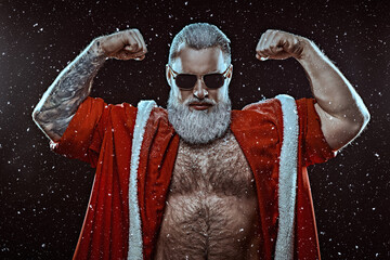 Wall Mural - muscular Santa man