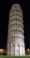 Wall Mural - The leaning tower of Pisa, a famous landmark of Italy, during the night