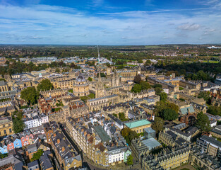 Wall Mural - The drone aerial view of downtown district of  Oxford, England. 