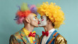 LGBT, karneval, kuss, close-up, hintergrund, konzept, liebe, parade, feiern, party, pride, clowns, männer, Pärchen, paar, verliebt, 