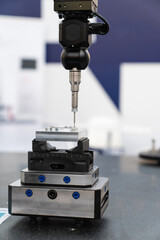 Leinwandbilder - Infrared sensor for measuring parts. Quality evaluation on a modern factory..