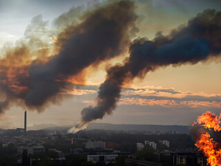 smoke in the sky, sunsey with pollution