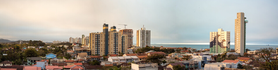 Canvas Print - panorâmica   dos prédio e da praia de   Balneário Piçarras, Santa Catarina, Brasil