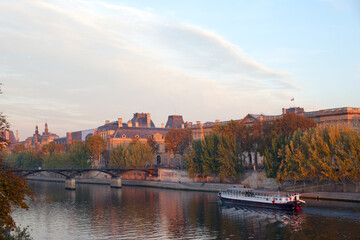 Canvas Print - The Quay Of The Louvre in the 1st arrondissement of Paris city