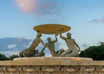 Poster - view of the Triton Fountain in downtown Valletta at sunrise