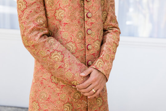Indian groom's traditional wedding outfit