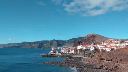 Wall Mural - The beautiful coast of Madeira Island in the Atlantic Ocean