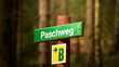 © Andy - Wegweiser Schild im Wald