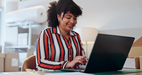 Fototapete - Boxes, business and woman with a laptop, typing and productivity with connection, internet and network. Person, employee or consultant with a pc, cardboard and startup with online reading or smile