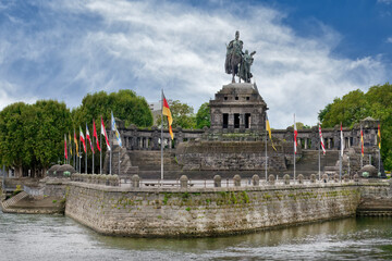 Wall Mural - German corner with the equestrian statue of William I, first German emperor, Coblenz, Rhineland Palatinate, Germany