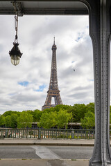 Wall Mural - View on Eiffel Tower from Bir Hakeim bridge, Paris