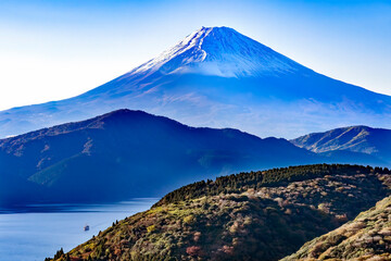 Wall Mural - Colorful Mount Fuji Lookout Ship Lake Ashiniko Hakone Kanagawa Japan