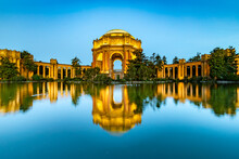 Early Morning View Of Palace Of Fine Arts In San Francisco,