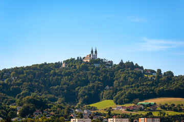 Pöstlingbergkirche - vom Schloss Linz aus