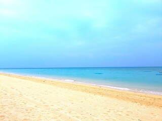 Canvas Print - the beach of kohama island in Okinawa JAPAN, Unfortunately it is  cloudy, but it is very beautiful