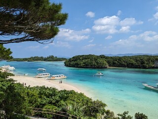 Canvas Print - Kabira Bay, this is one of the most beautiful sightseeing spots in Ishigaki