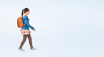 Aufkleber - ランドセルを背負って歩く女子小学生（切り抜き背景透過PNGも販売しております。作成者リンクから「PNG」で検索してください）