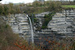 cascada de Gujuli en el Parque Natural del Gorbea en Álava, País Vasco, España.