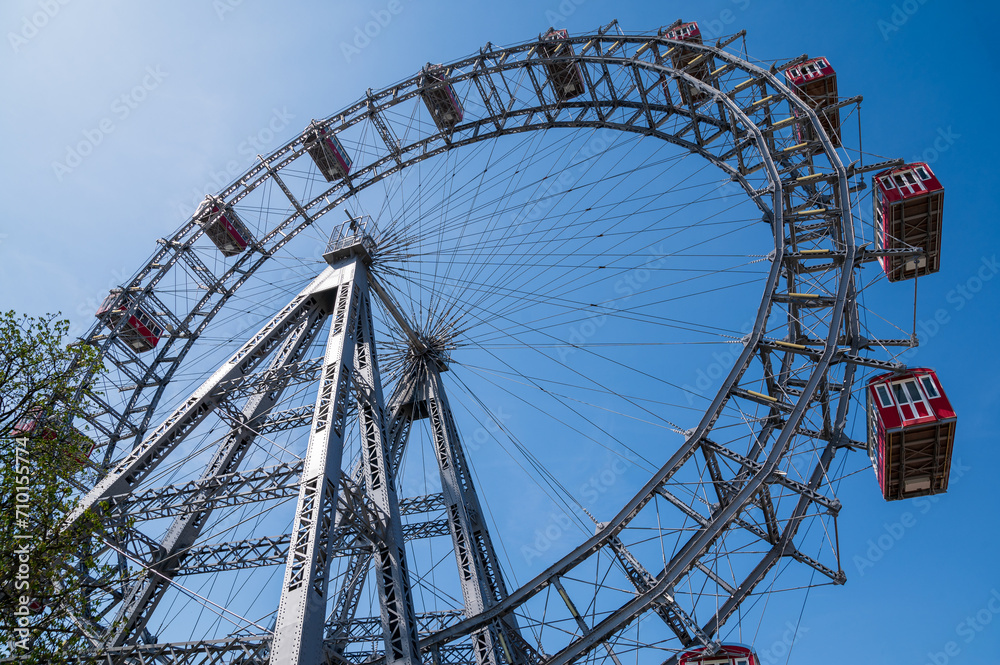Vienna Rims The Vienna Giant Ferris Wheel, or Wiener Riesenrad, is a 65-meter-tall ...