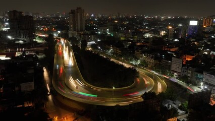Wall Mural - Nighttime traffic on Nursery Flyover, Karachi - Time lapse