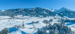 Herrlicher Wintertag im Oberallgäu im Illertal, Blick auf die verschneite Ortschaft Schöllang