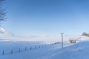 Poster - Verschneite Winterlandschaft