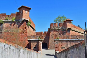 Wall Mural - entrance of the Fortezza Nuova in the city of Livorno in Tuscany, Italy