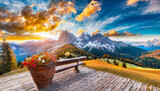 Fototapeta Fototapety do pokoju - Krajobraz górski, panorama jesienna w górach i zachód słońca