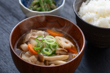 Wall Mural - 豚汁と炊き立てご飯、豚汁定食